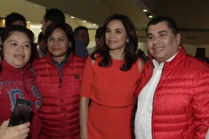 Sumará Alcalá a poblanos, incluidos líderes y militantes de otros partidos