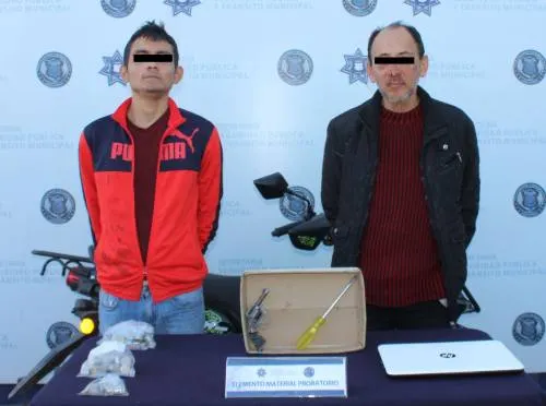 Detienen a dos sujetos por robo a casa habitación