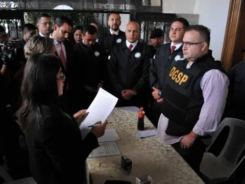 Detienen a exfuncionario de Duarte por presunto peculado