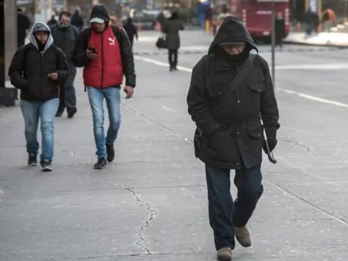 Alertan de nuevo frente frío y lluvias para este lunes