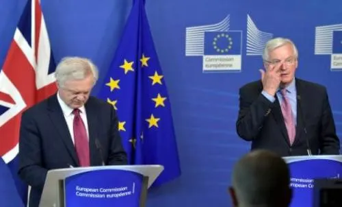 Europa y Reino Unido inician negociaciones un año después de referendo sobre “Brexit”