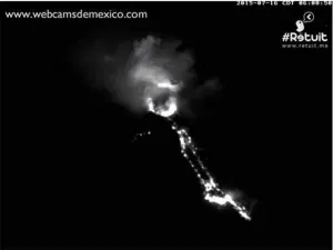 Mantiene volcán de Colima actividad intensa