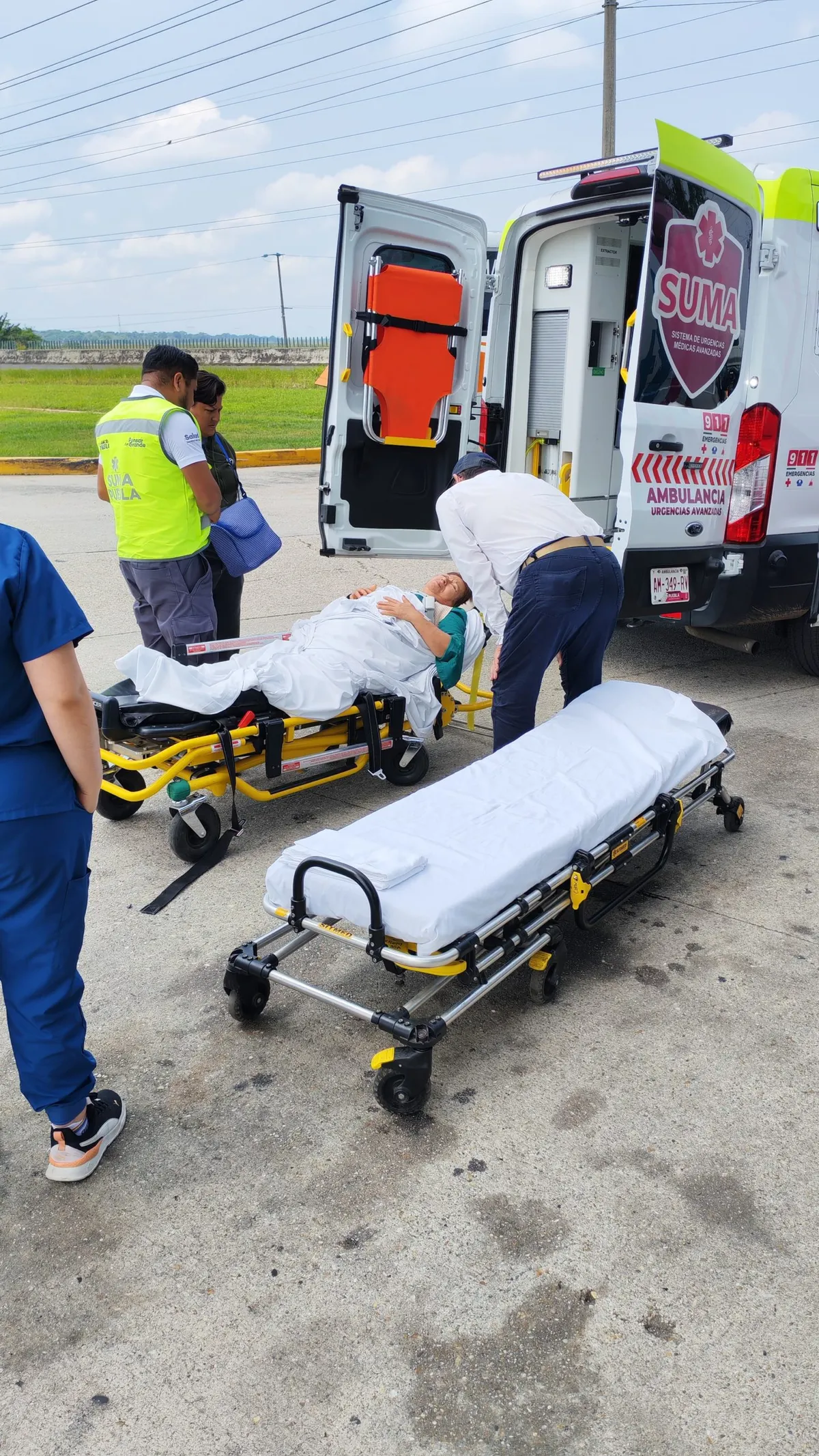 Trasladan a paciente de Puebla a Chiapas mediante coordinación interestatal en salud