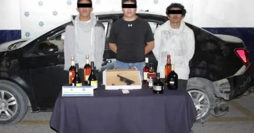 Capturan a a cuatro asaltantes de Oxxo en la colonia “Las Carmelitas”