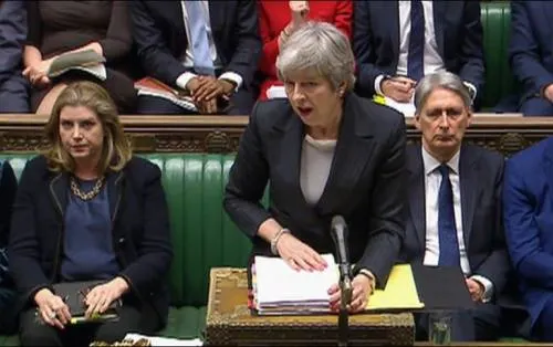 May pide ante el Parlamento prórroga de tres meses para el Brexit