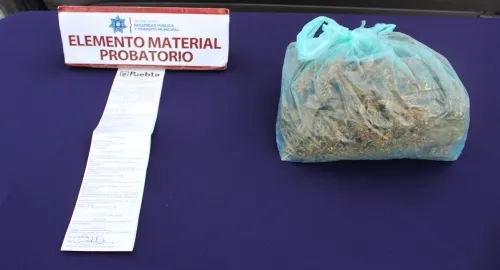 Detuvo policía municipal de Puebla a probable asaltante de cuentahabiente
