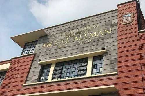 Estudiante del Centro Escolar Miguel Alemán intimidó a compañeros con una navaja