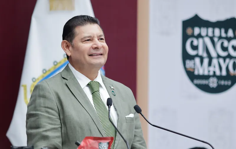 “No voy a desalentar a nadie”: Armenta ante intención de "La Bonita" Sánchez de buscar la alcaldía de Puebla