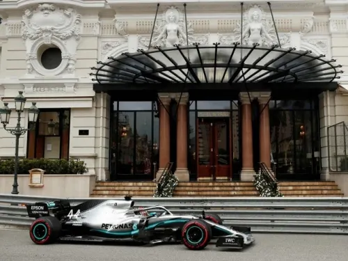 Hamilton y Bottas, sin rivales en Mónaco