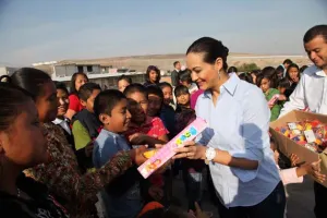Entrega SMDIF juguetes a más de 2,500 menores