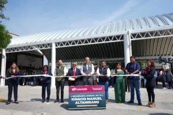 Entrega Ayuntamiento de Puebla techado escolar en la Secundaria General No. 13 Ignacio Manuel Altamirano