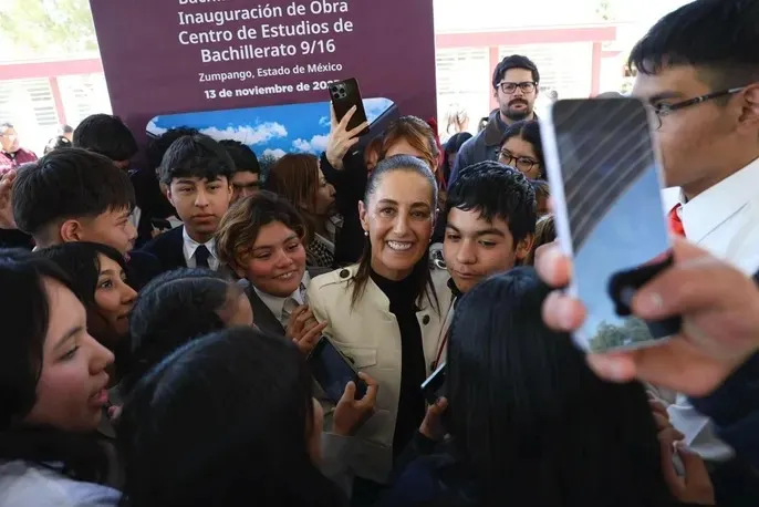 Centro de Estudios de Bachillerato 9/16