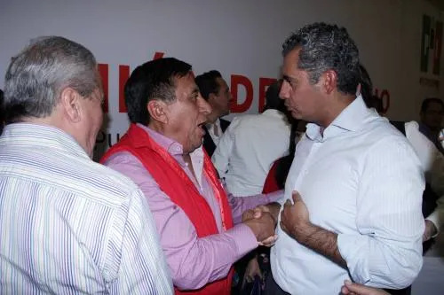El PRI busca un perfil ciudadano para la alcaldía