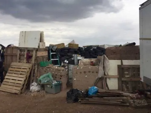 Rescatan a 11 niños esclavizados en desierto de EU