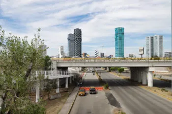 Cierre temporal de carriles en Vía Atlixcáyotl por trabajos de rehabilitación