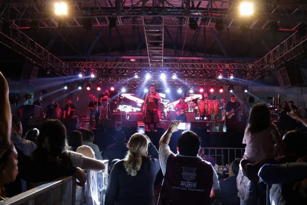 Más de 5 mil asistentes en la Feria de Atlixco disfrutaron la presentación de “El Gran Silencio”