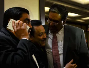 Llama Barbosa a dirigente del PRD a romper alianzas con el PAN