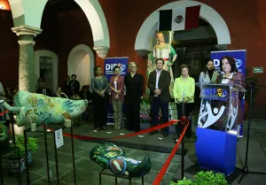 Dinorah López de Gali festeja Día de la China Poblana