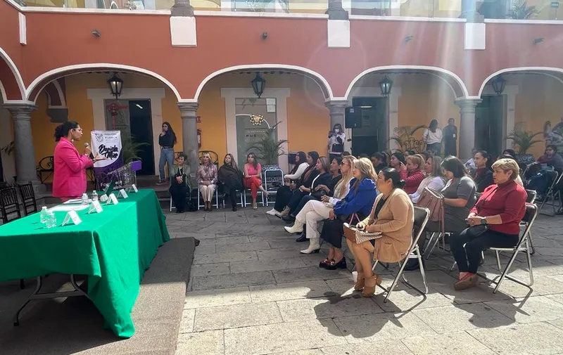 congreso-pue-foro-tipos-de-violencia-de-genero
