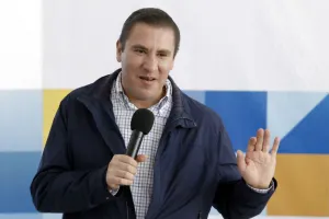 Impulsa Moreno Valle modernización del Registro Civil en EEUU