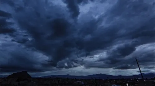 Pronostican lluvias nocturnas con descargas eléctricas y granizo en todo México