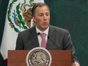 Cancelar reunión Peña-Trump traería mayor incertidumbre al mercado: Hacienda