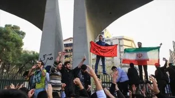 Protestas violentas se registran en Irán por la inflación