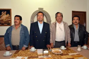 PRI perderá elecciones si impone candidatos: Tlalolini