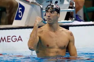 Michael Phelps lo vuelve a hacer y se lleva oro en mariposa
