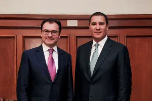 Se reúne Moreno Valle con el titular de la SHCP, Videgaray Caso