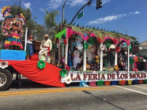 Upext presente en East Los Ángeles Parade & Festival