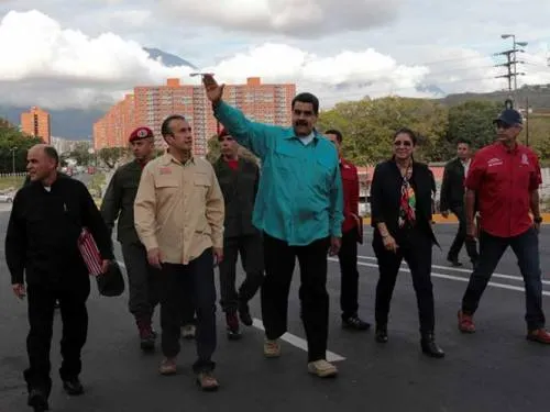 Amplía Maduro cierre de comunicaciones con islas caribeñas