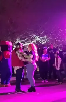 Shrek buchón aparece con su familia en Carnaval de Tampico