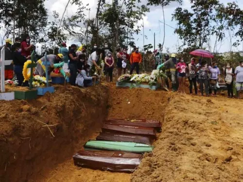 Tres días de luto nacional en Brasil tras 10 mil muertos por Covid-19