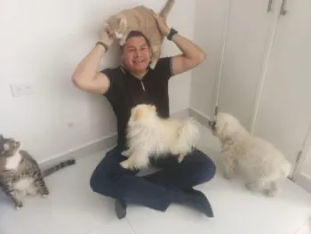 Alejandro Armenta trabaja por el bienestar animal