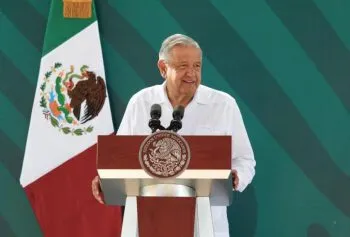 Ningún rico ha perdido dinero: López Obrador