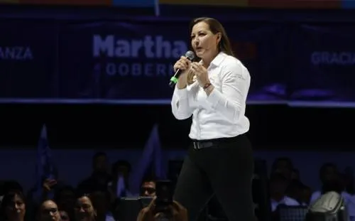 Martha Erika Alonso presenta a su equipo de transición
