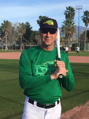 Von Hayes regresa como manager de los Pericos
