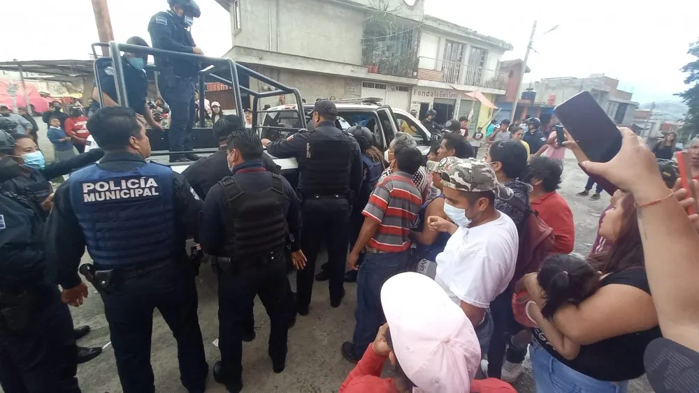 Policías municipales golpean a “borrachito” en San Ramón