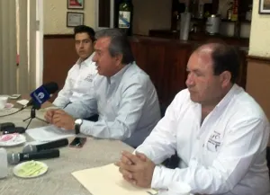 Que renuncie el presidente del IEE: Leopoldo de Lara