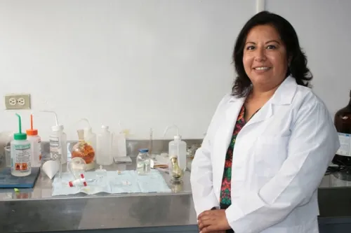 Científicos BUAP diseñan sonda periodontal para roedores