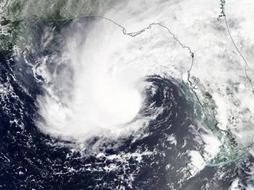 Tormenta “Alberto” toca tierra en Florida
