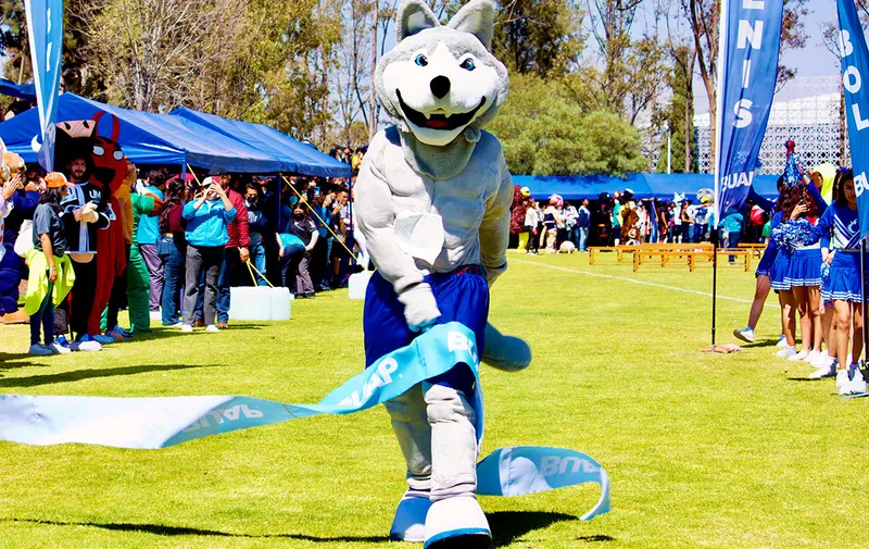 buap-carrera-de-botargas-dia-amor-amistad