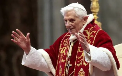 Revolución sexual de los años 60, culpable de pederastia: Benedicto XVI