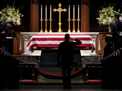 George H. W. Bush llega a Texas para su último descanso