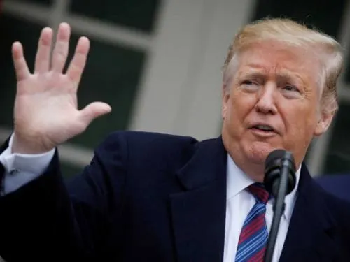 Promoverá Trump su muro fronterizo en horario estelar en EU
