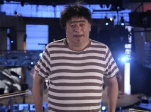 Víctor Trujillo regresa con ‘Peladito y en la boca’