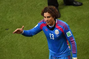 Favoritismo de Holanda no espanta a Memo Ochoa