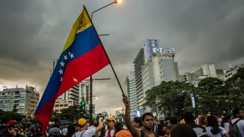 AMLO desea diálogo y respeto a los derechos humanos ante violencia en Venezuela
