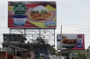 SDRSOT contabiliza 5 mil espectaculares en vialidades de Puebla